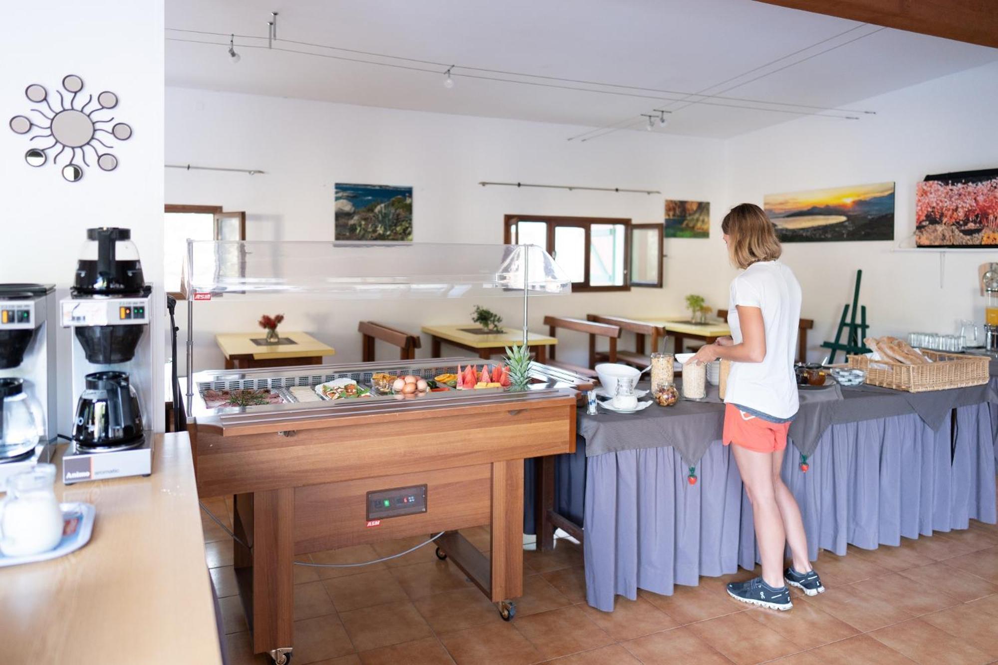 Feriendorf La Mora 卡尔维 外观 照片